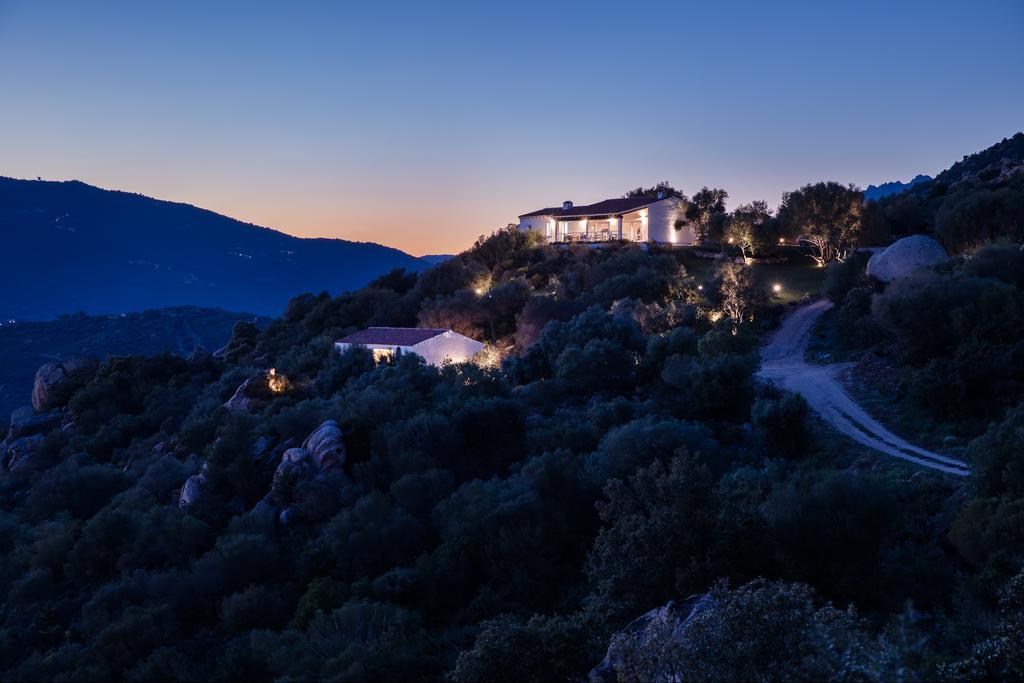 הוילה אולביה Agriturismo Cabu Abbas מראה חיצוני תמונה